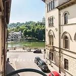 La Casa Di Angela In Piazza Vittorio Centro