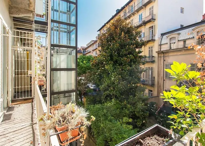 La Casa Di Angela In Piazza Vittorio Centro