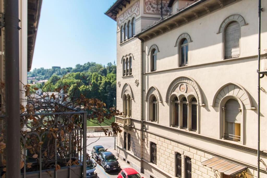 La Casa Di Angela In Piazza Vittorio Centro Appartamento