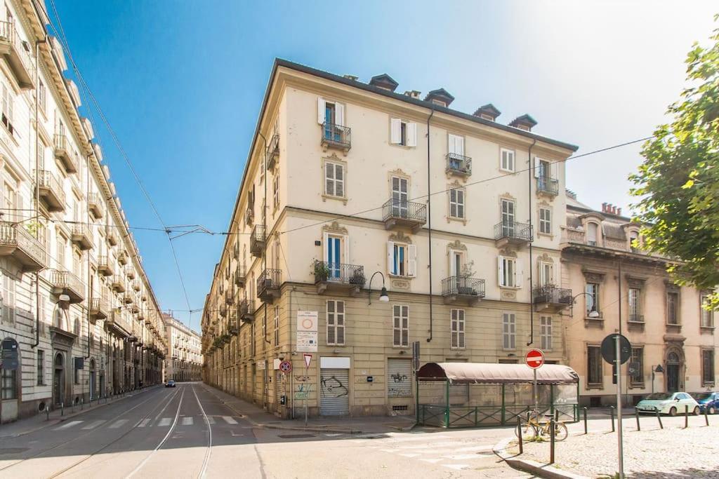 La Casa Di Angela In Piazza Vittorio Centro Appartamento