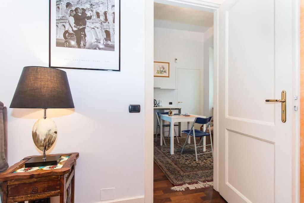 Appartamento La Casa Di Angela In Piazza Vittorio Centro *